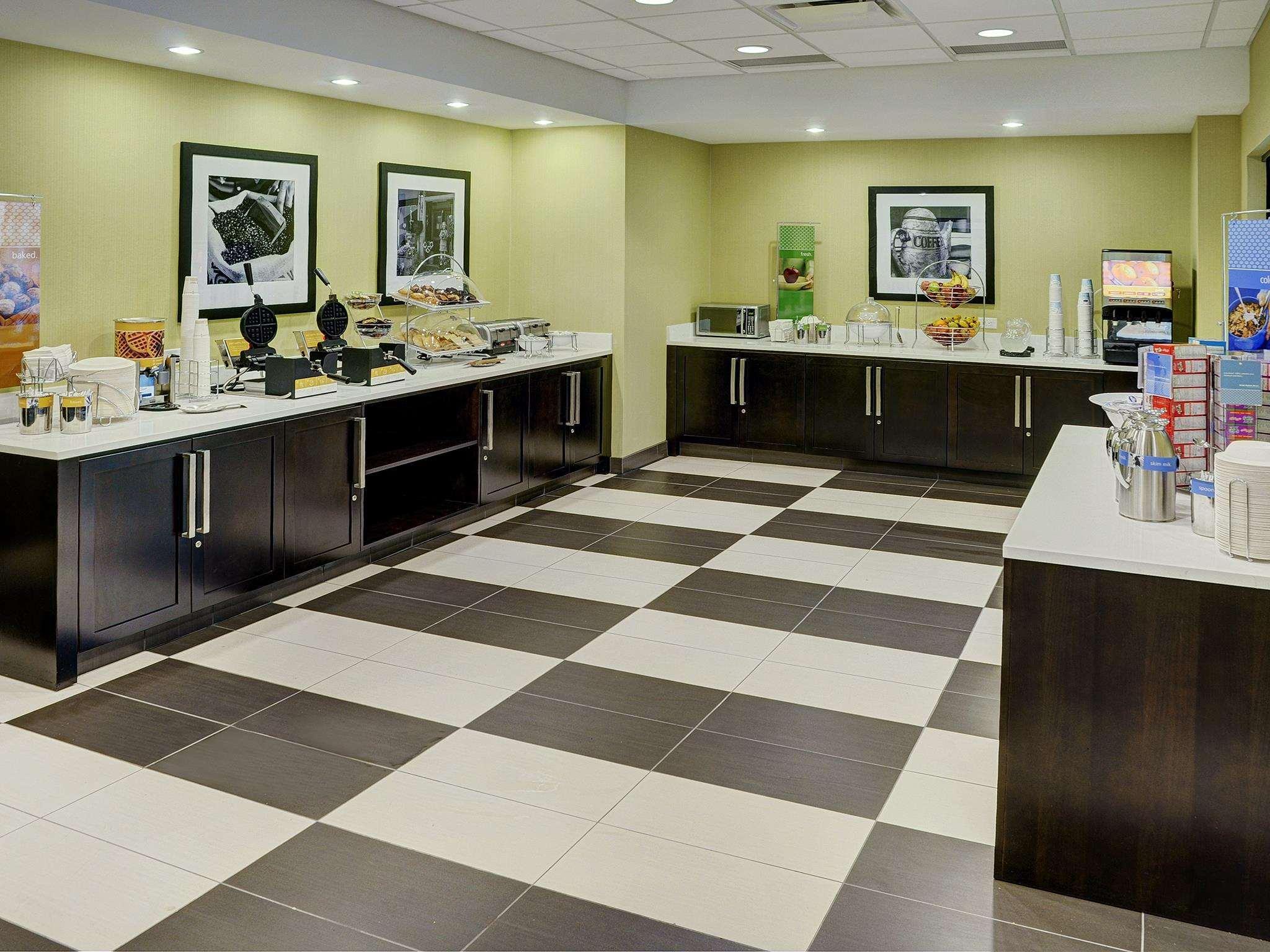 Hampton Inn by Hilton Winnipeg Eksteriør bilde