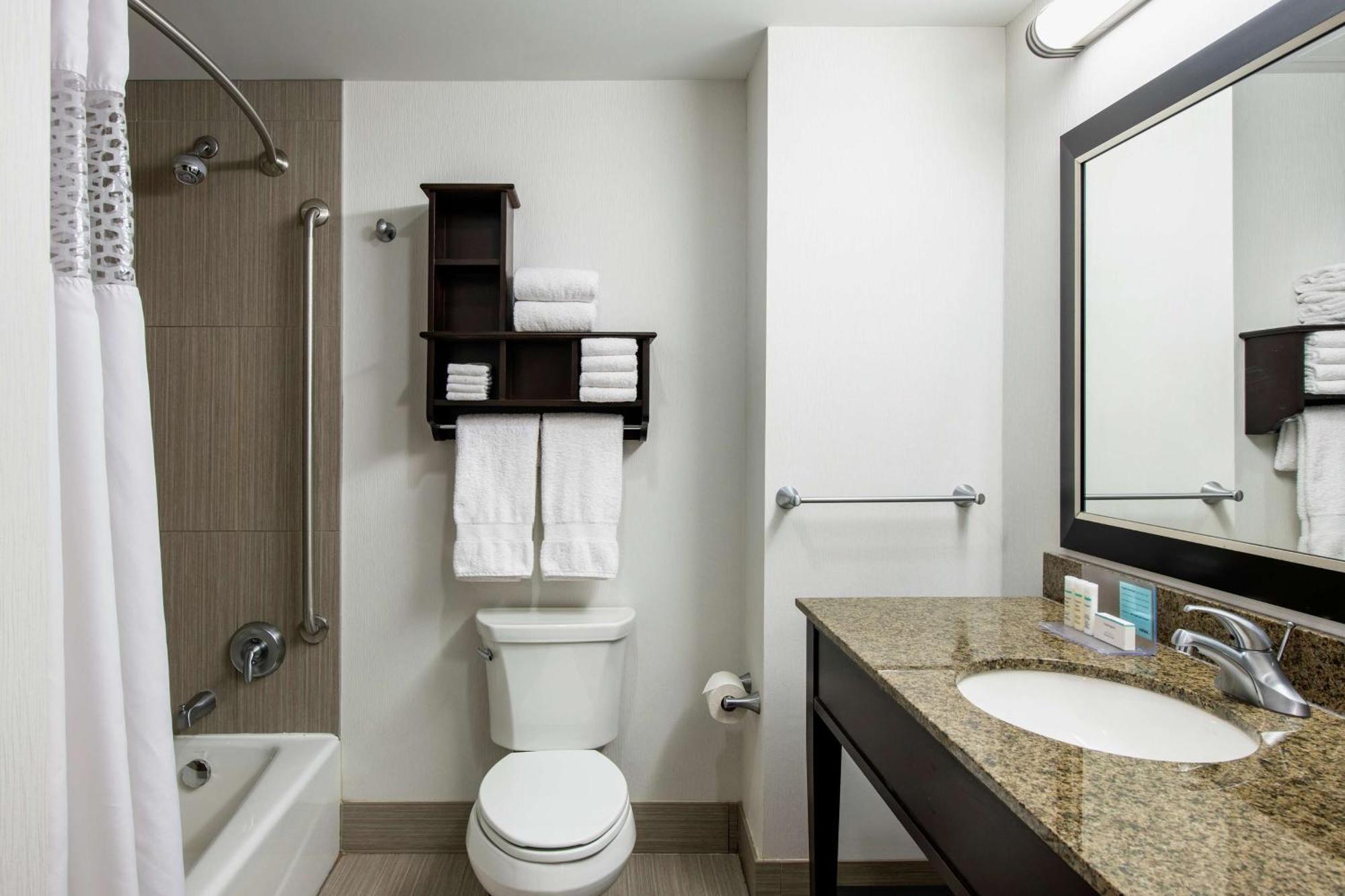 Hampton Inn by Hilton Winnipeg Eksteriør bilde
